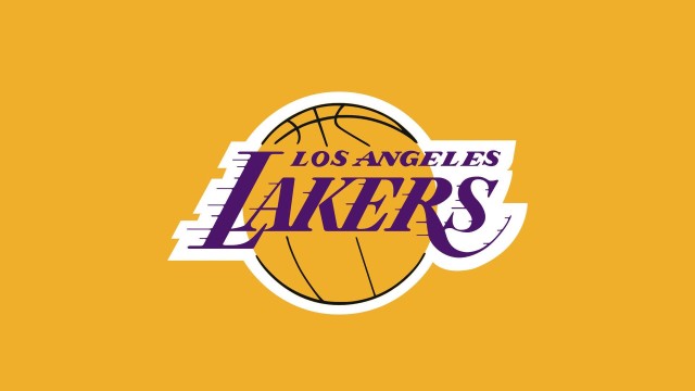 传奇球星的“退休生活”：他们的日常与新身份，足球球星退役视频