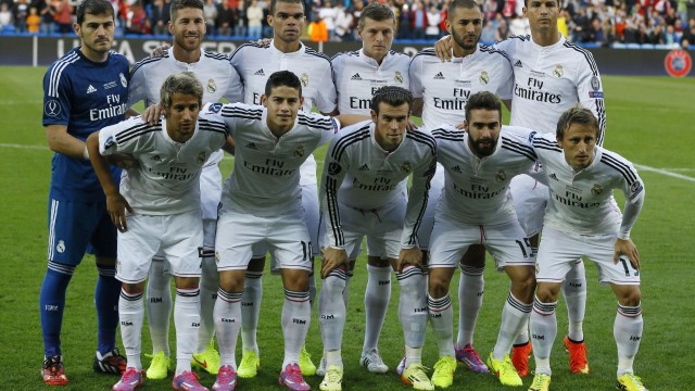 以足球小镇为载体，推动乡村振兴战略，足球小镇的特色美食