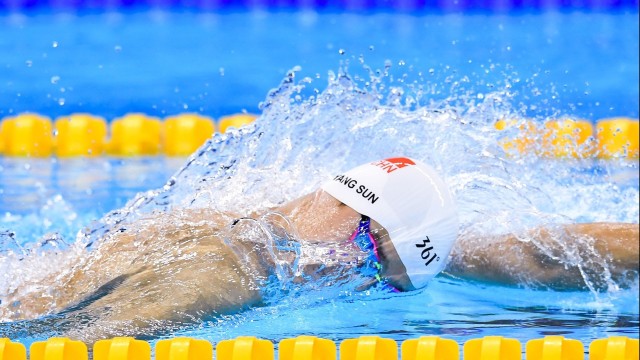 半场焦点：54-51，北京队略占优势，比赛悬念不断，北京队排名